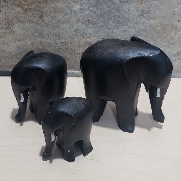 Hand Carved Black Wood Elephant Figurines Set of 3 - Picture 10 of 10